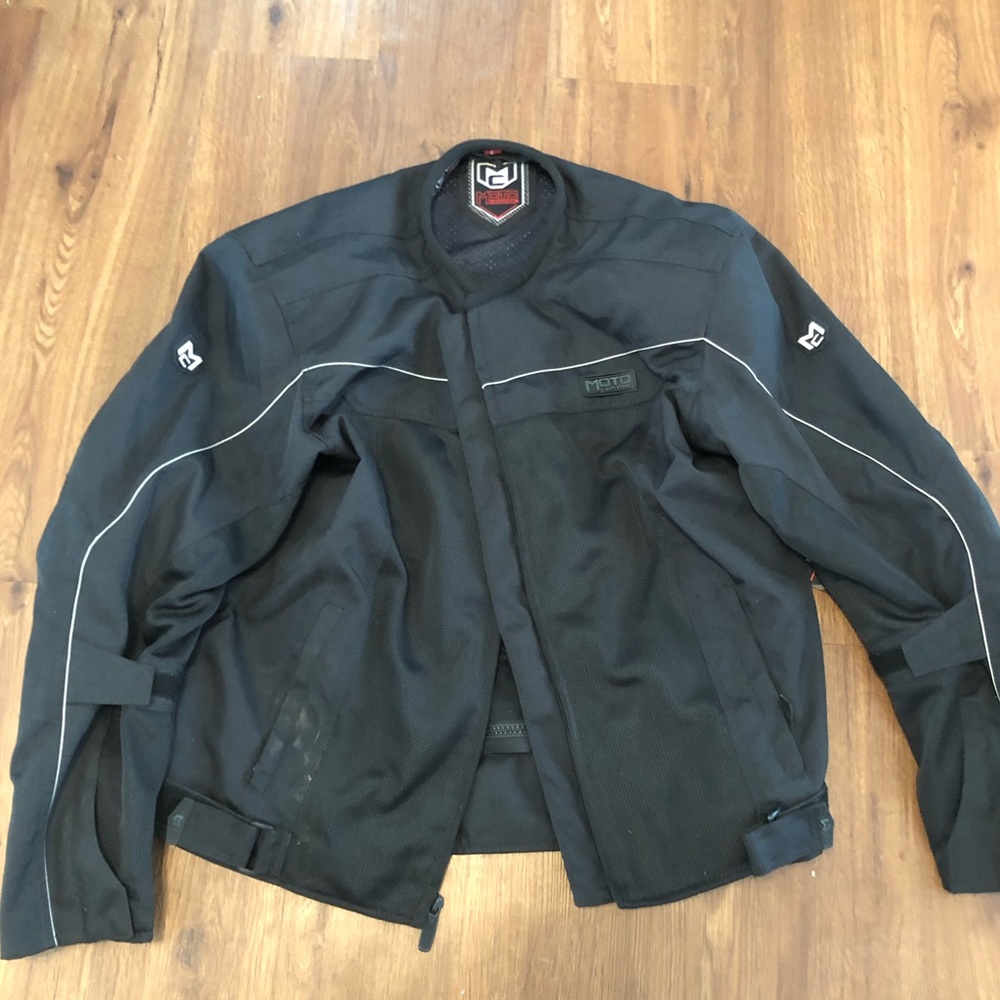 Moto Centric Assault riding jacket! NWT